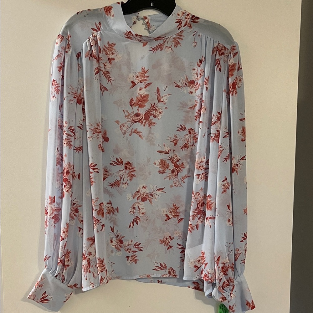 NWT Express powder blue Floral Print Women's blouse XL
